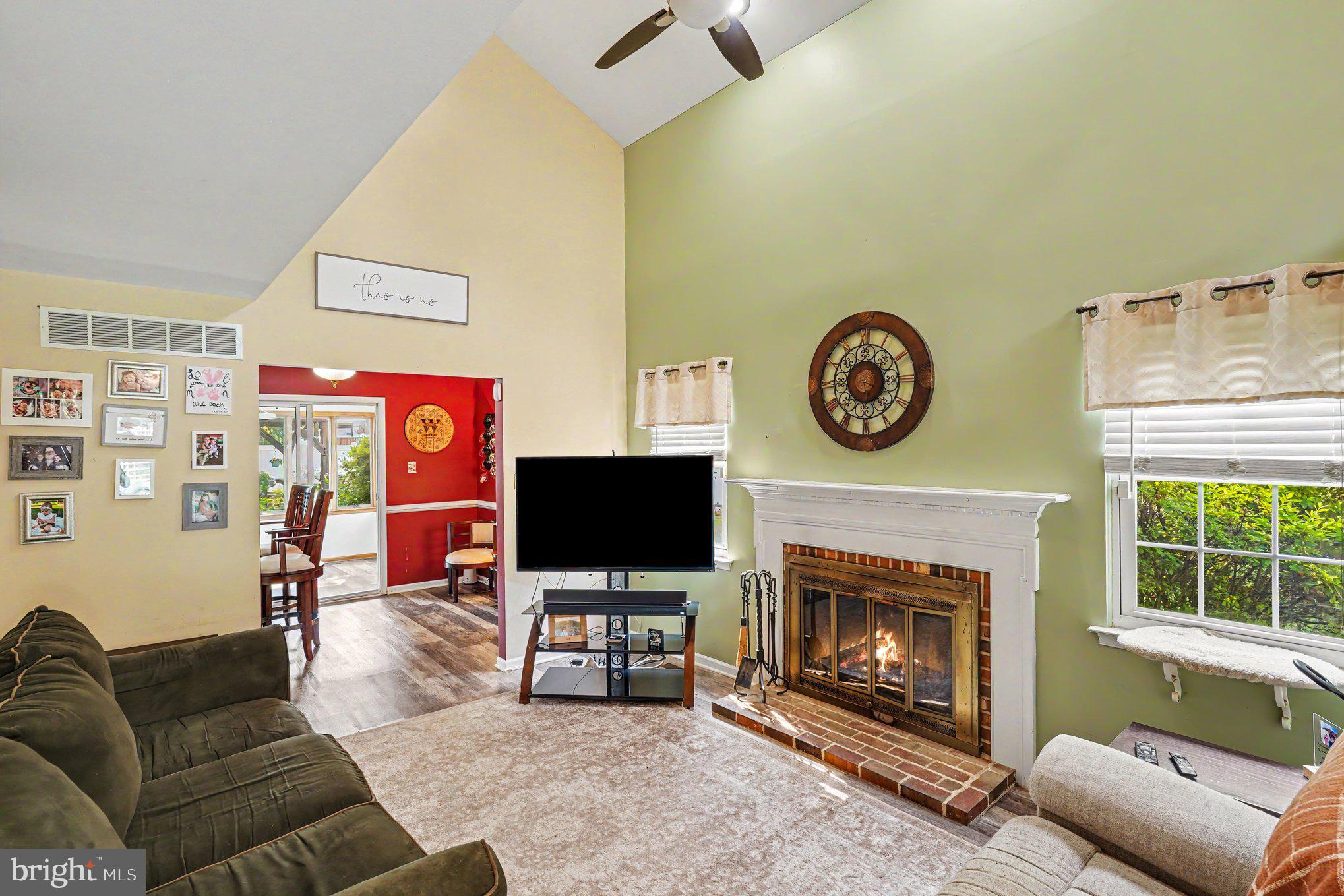 37 HAWTHORNE AVENUE