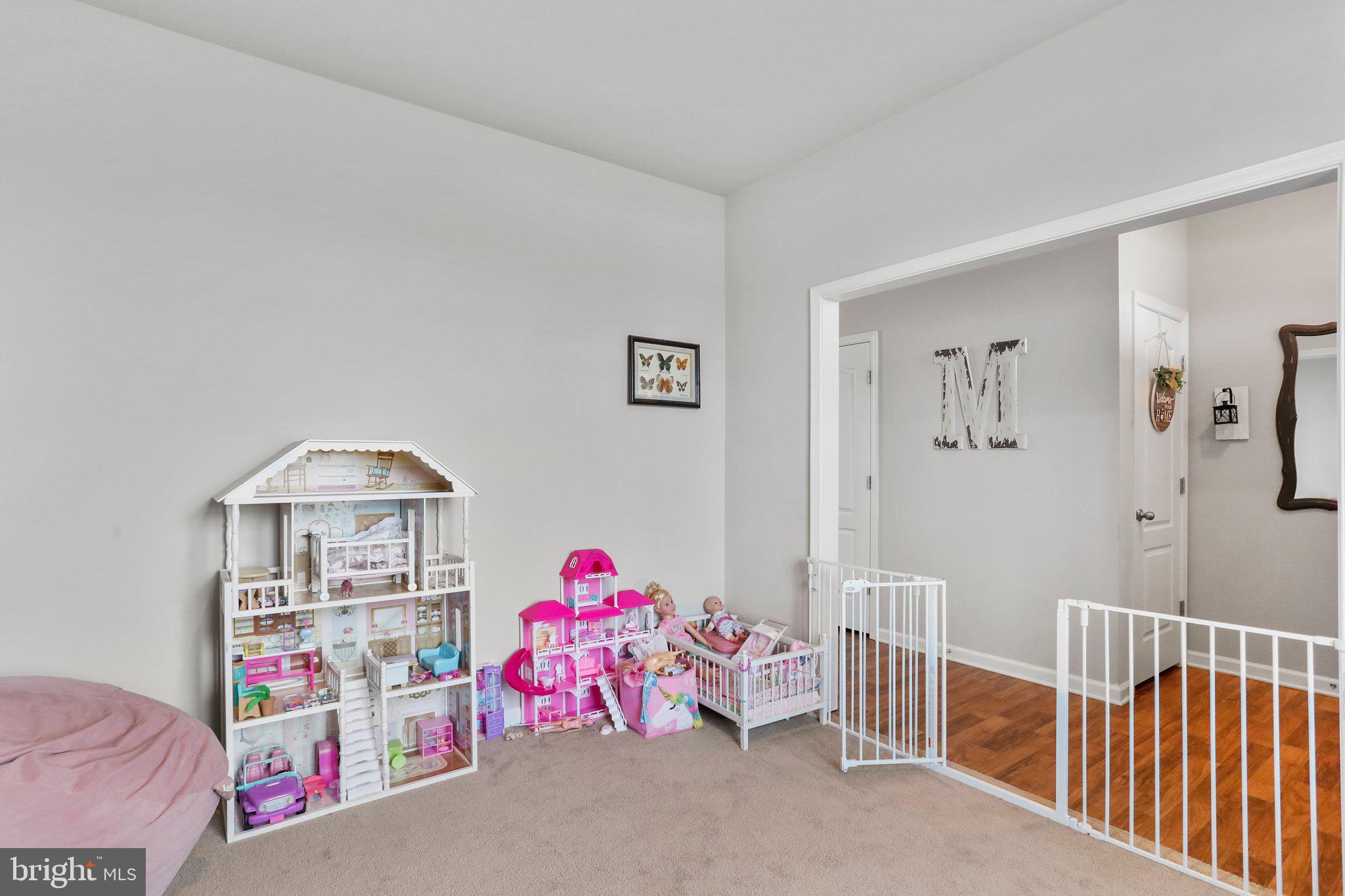 HONEYWOOD SOUTH - Residential