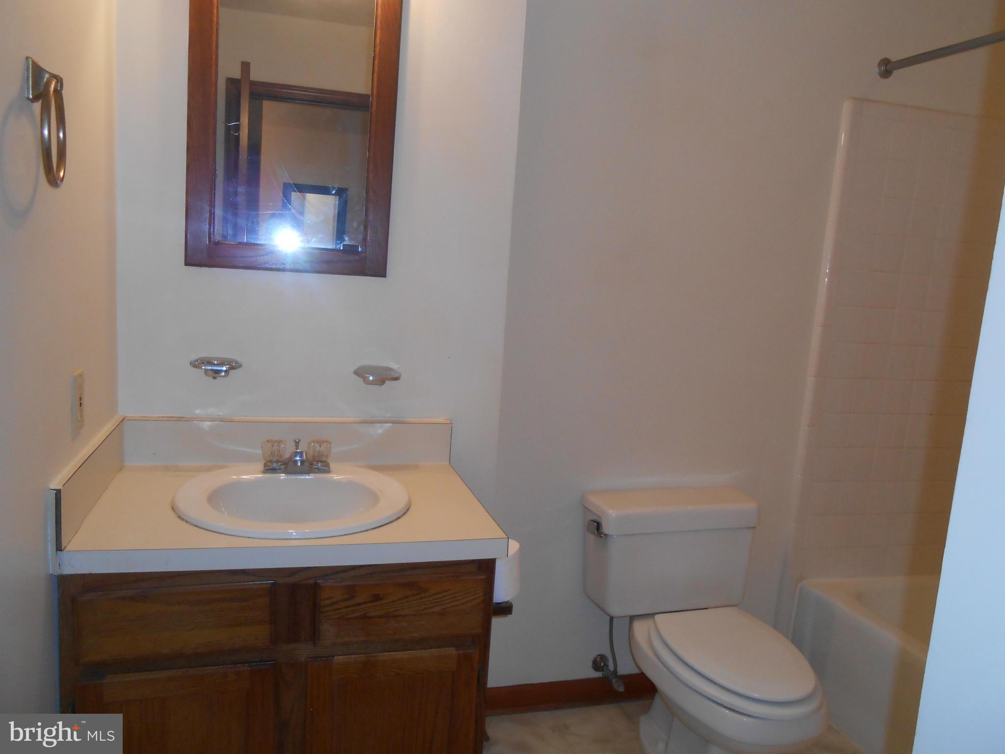 WILDEWOOD - Residential Lease