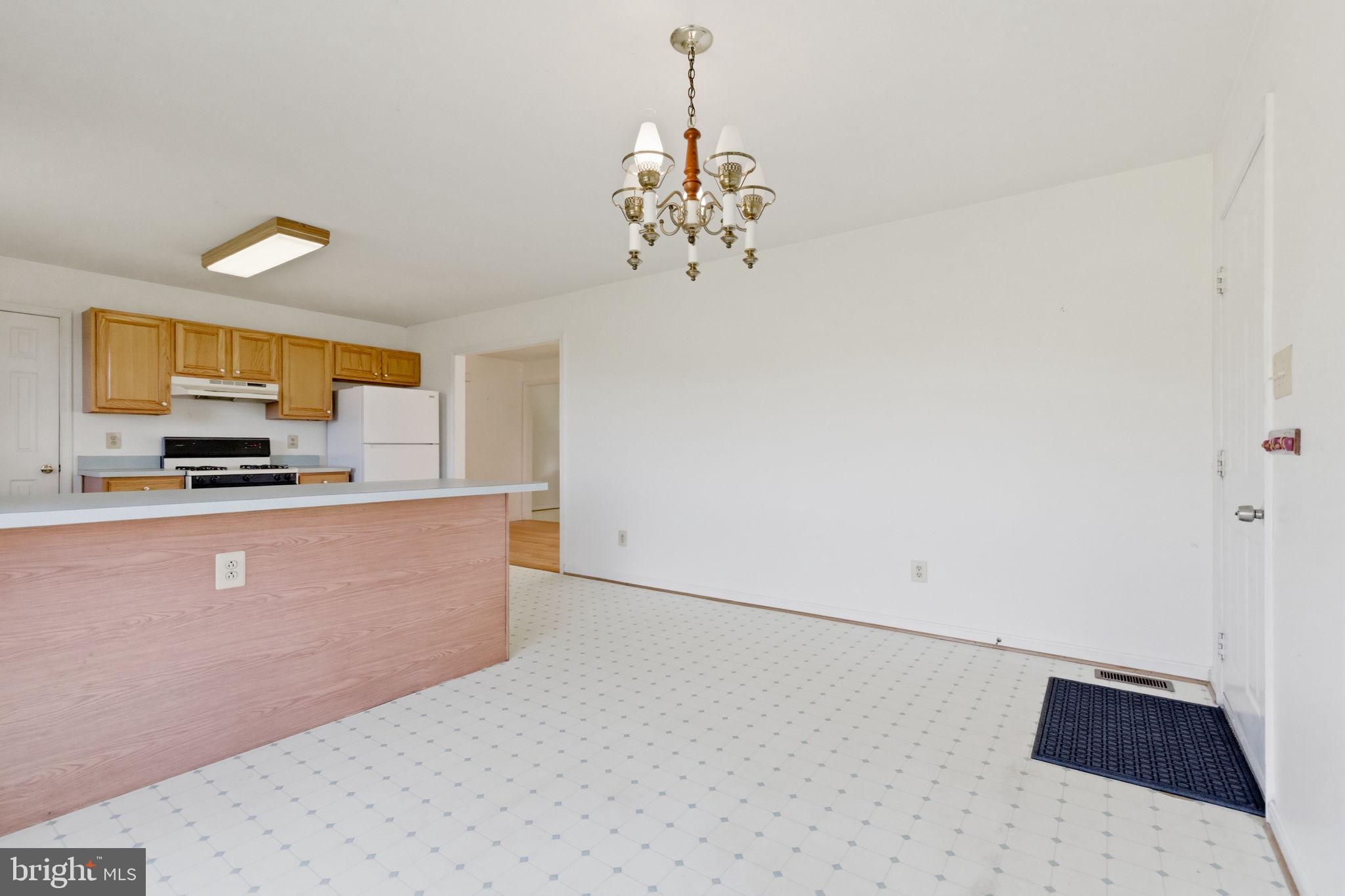 INDIAN RUN ESTATES - Residential