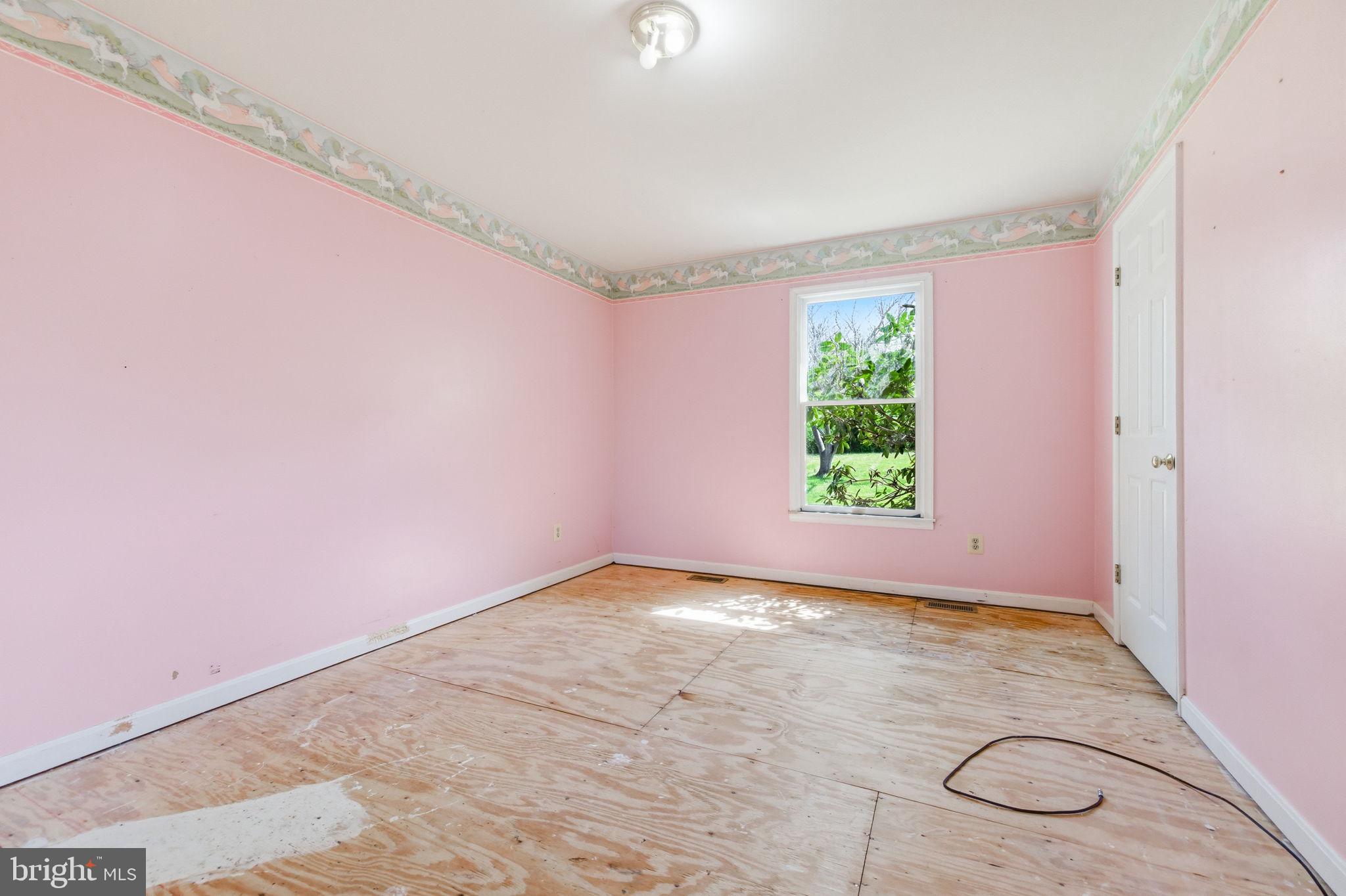 INDIAN RUN ESTATES - Residential