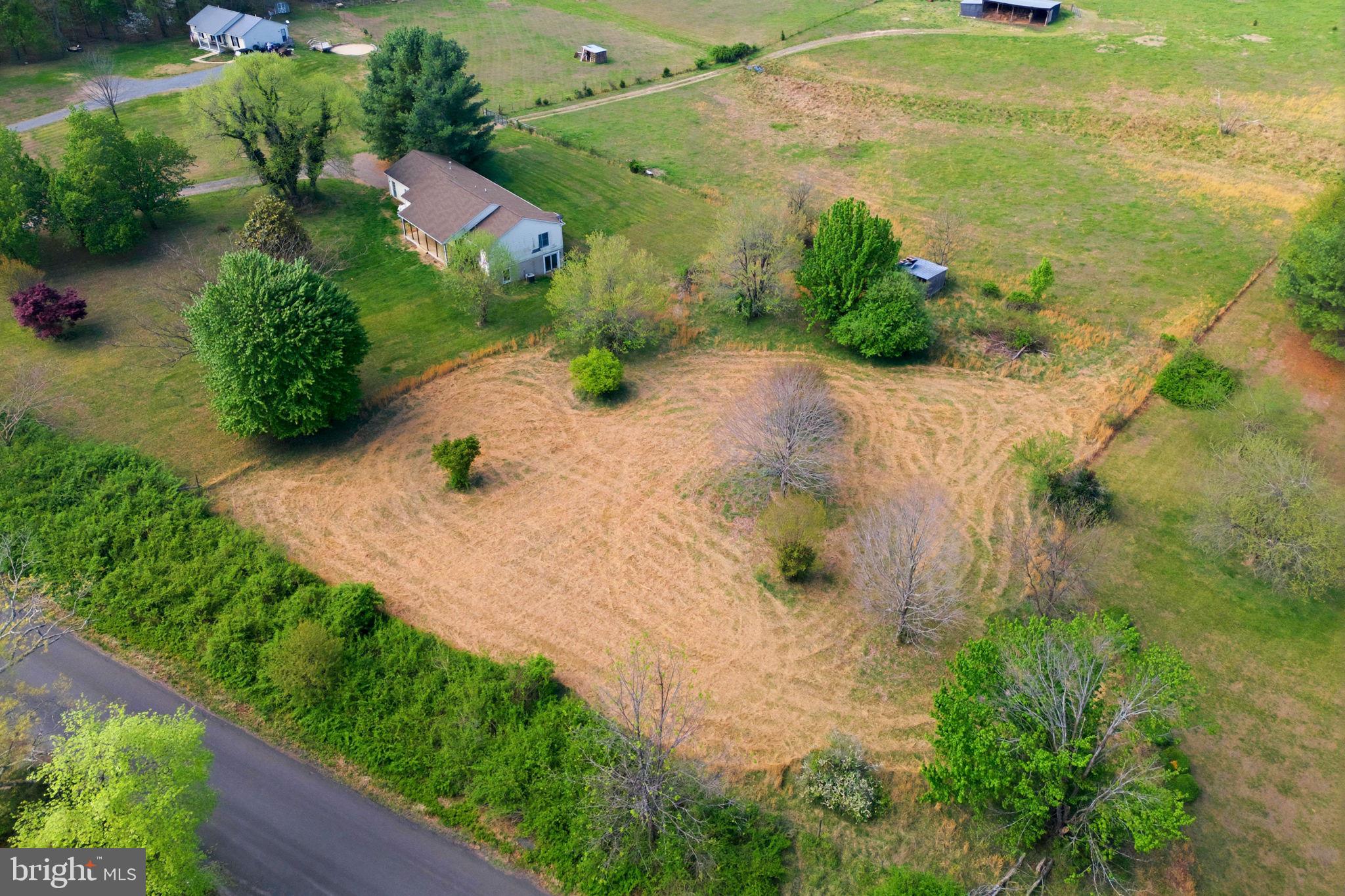 INDIAN RUN ESTATES - Residential