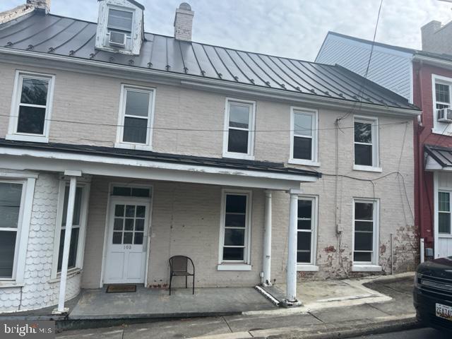 CLEAR SPRING - Residential Lease