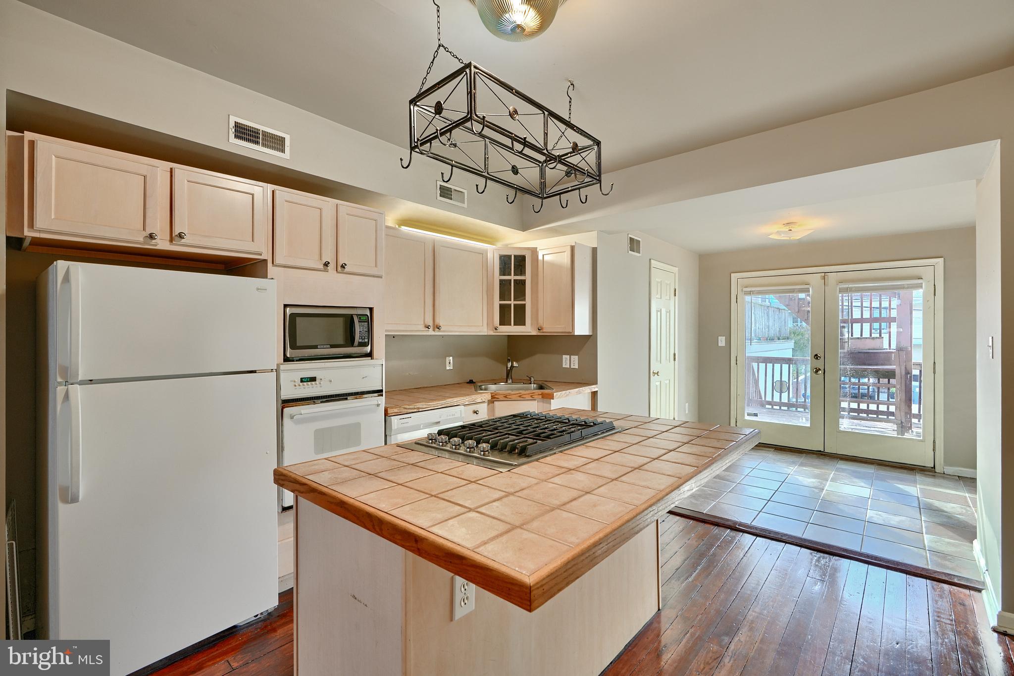 CANTON - Residential Lease