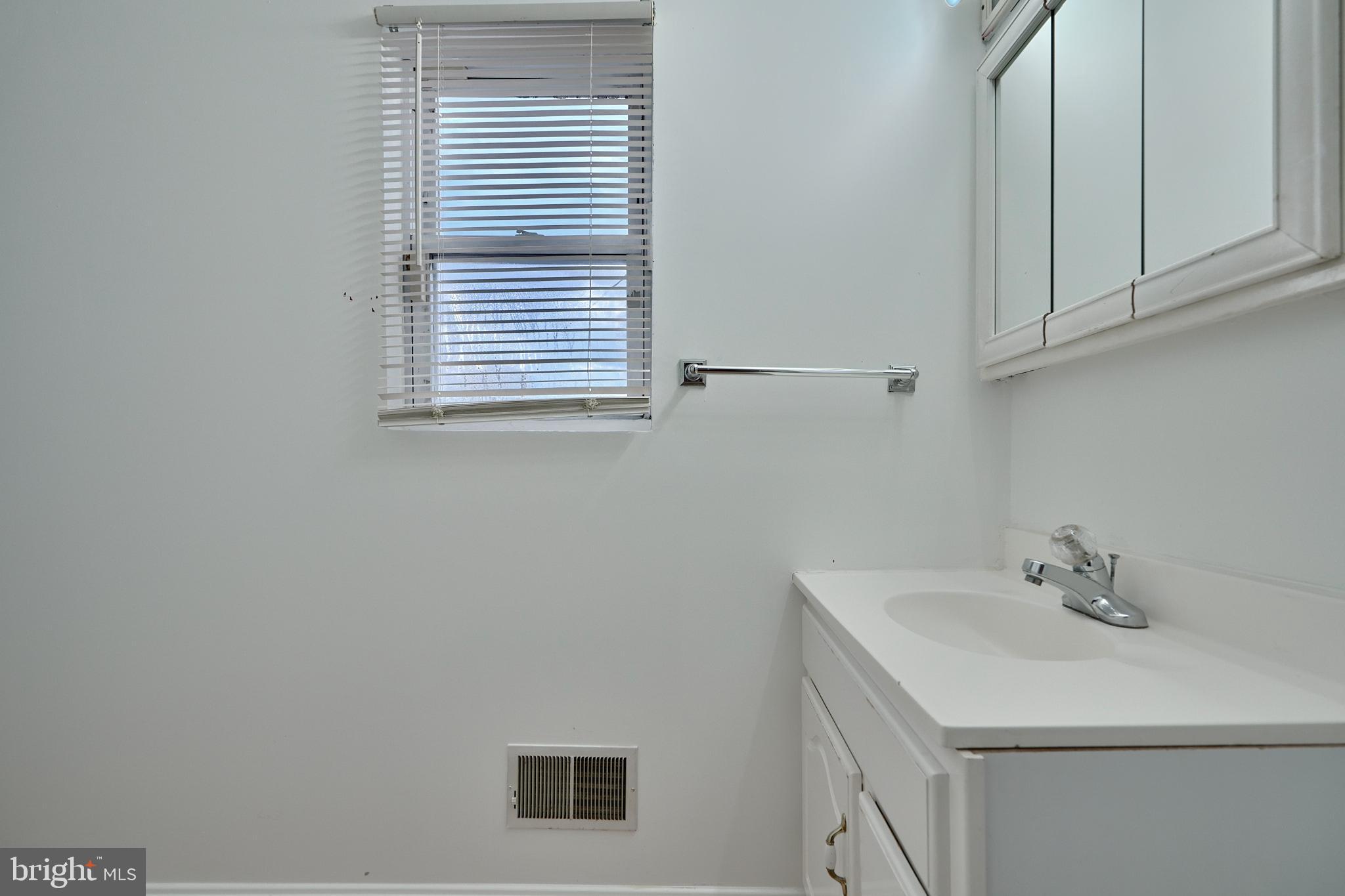 CANTON - Residential Lease