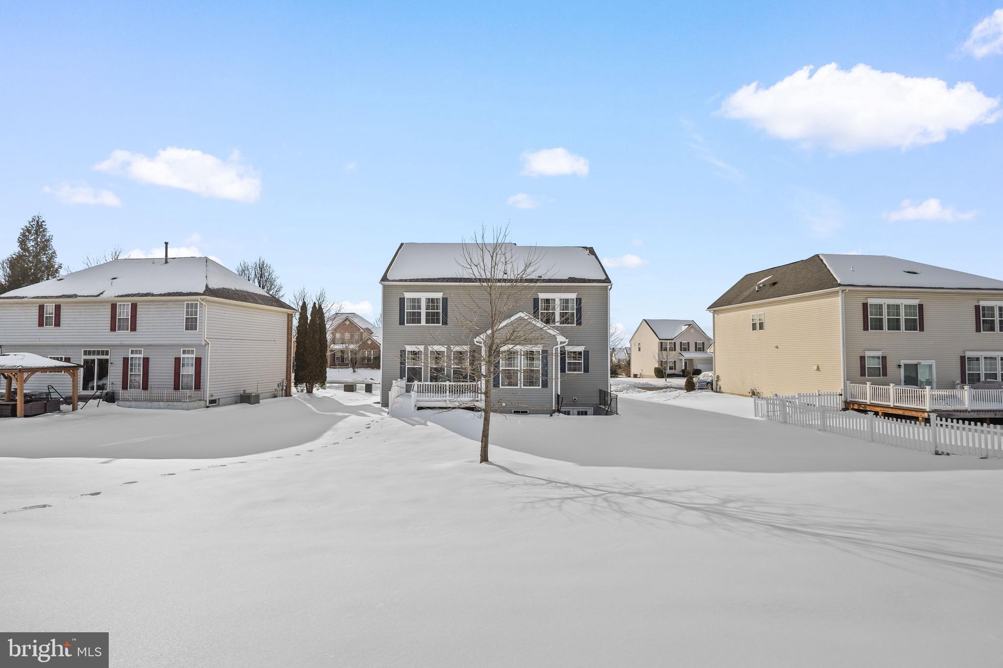 WESTFIELDS - Residential