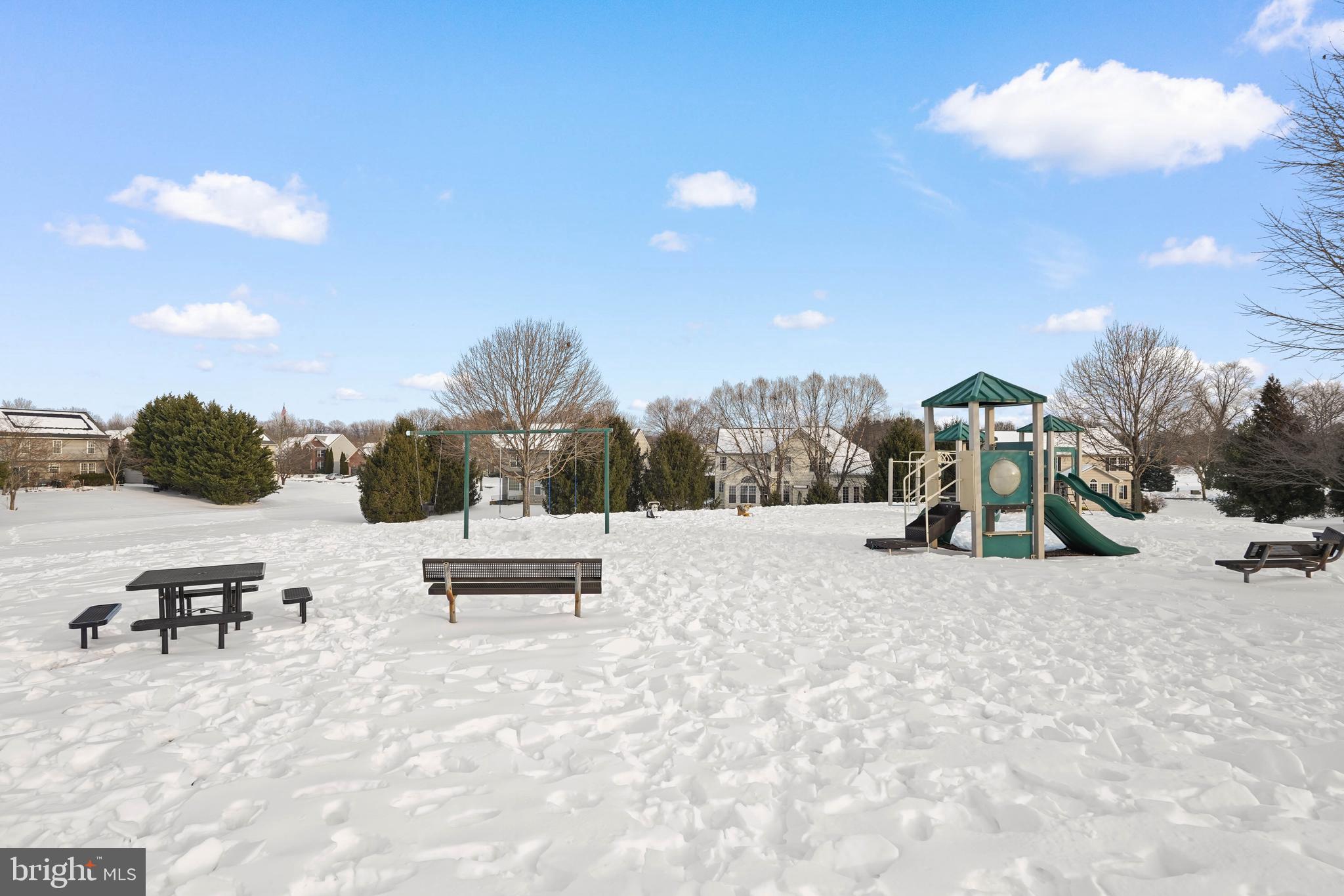 WESTFIELDS - Residential