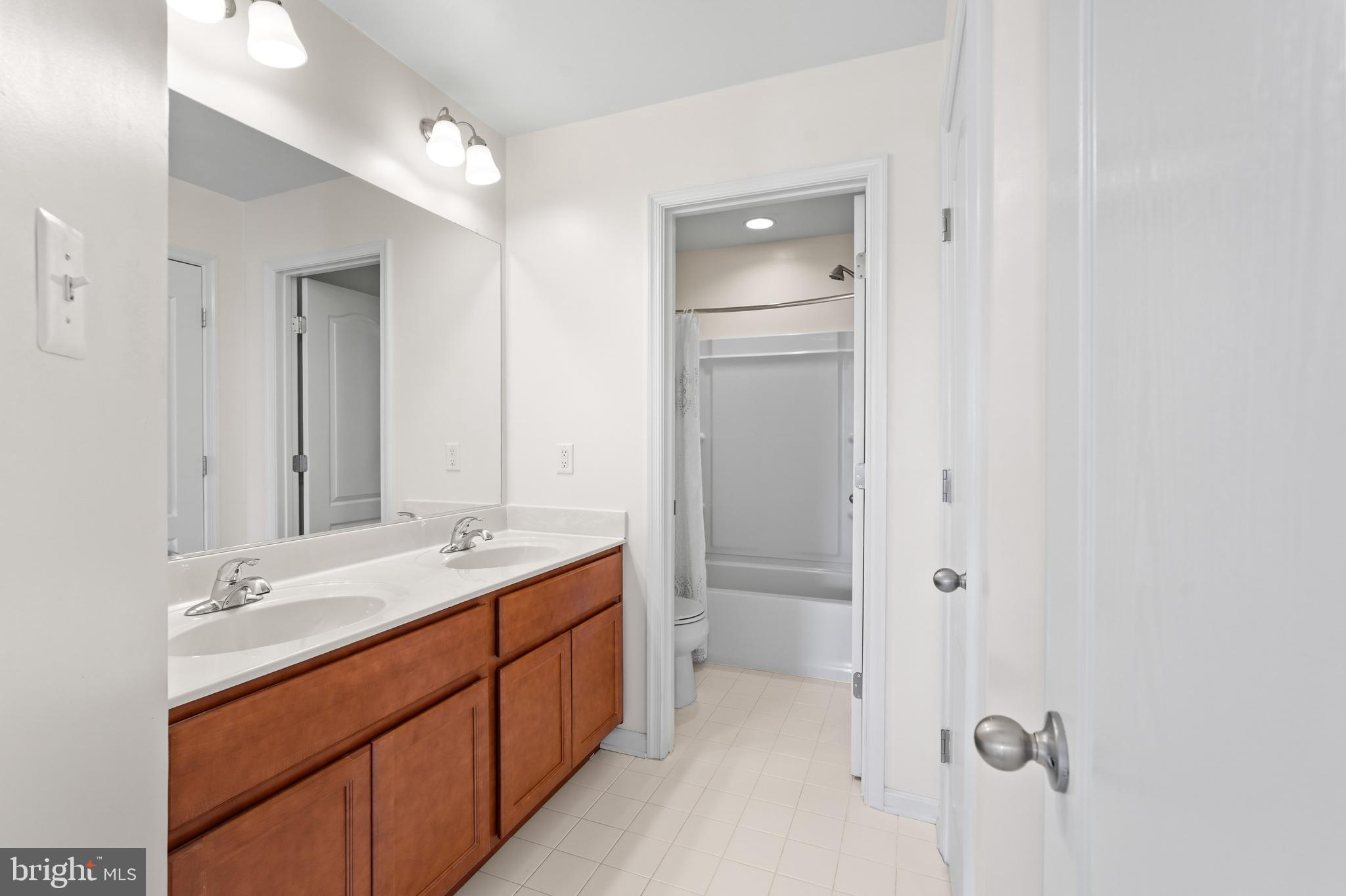 WESTFIELDS - Residential