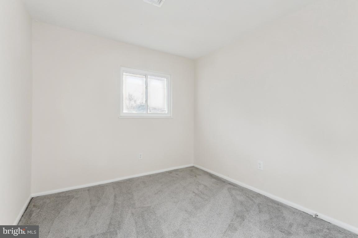 HOLLY PARK - Residential