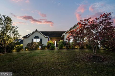 109 AVIEMORE LANE DOUGLASSVILLE PA 19518