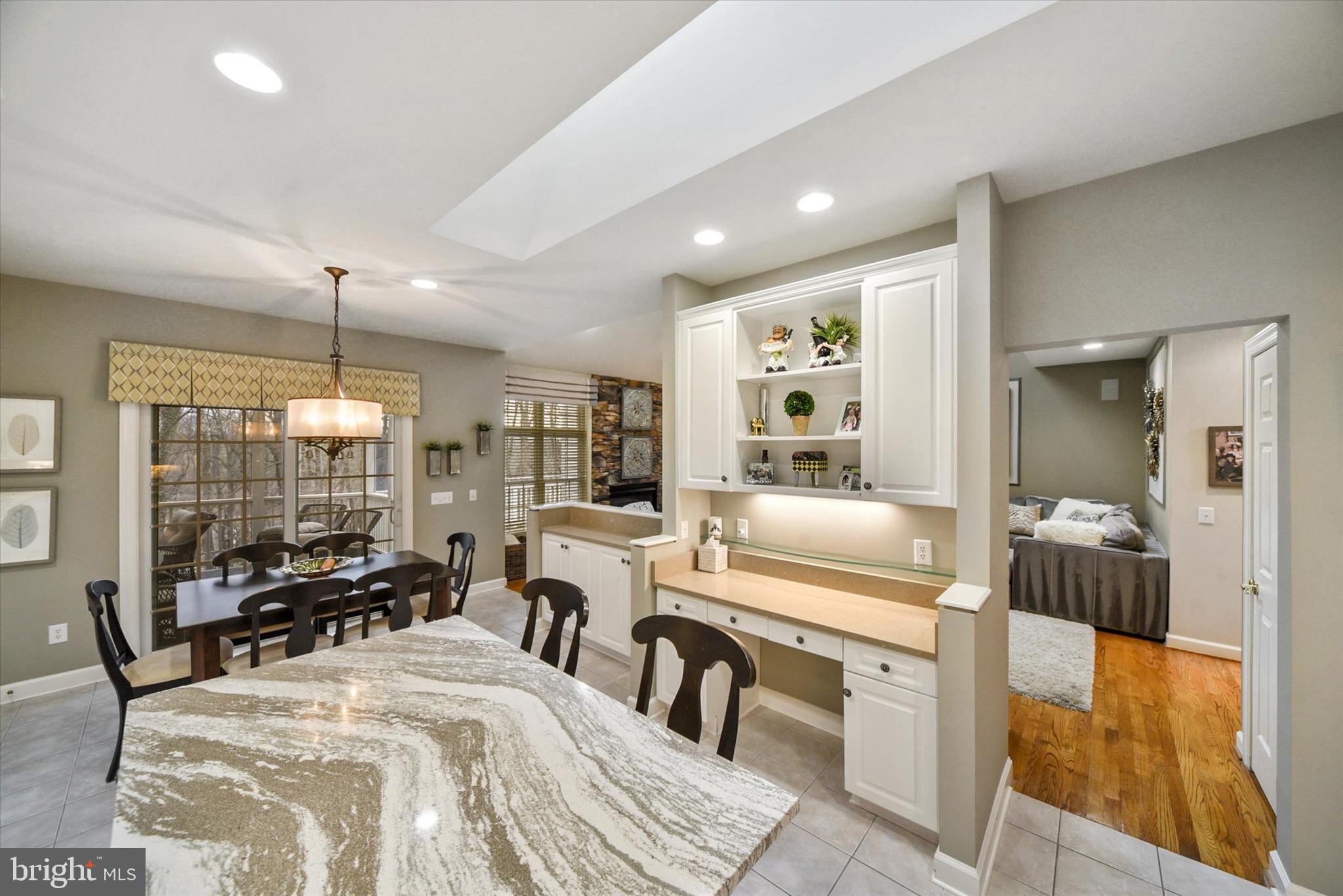 ENCLAVE - Residential