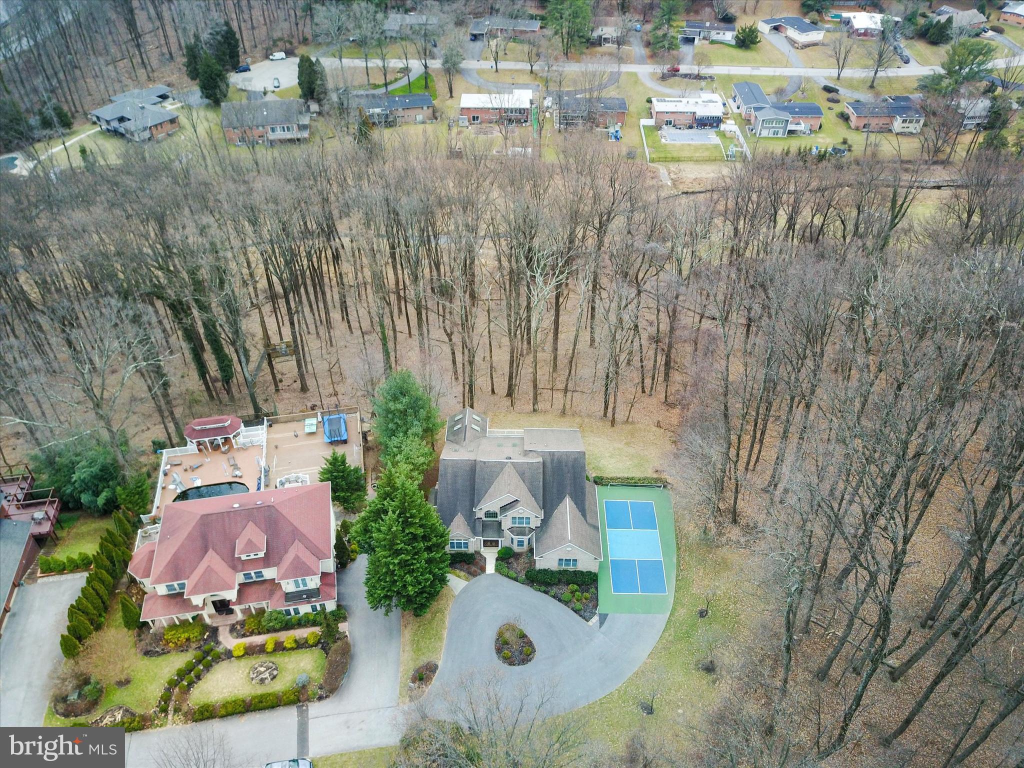 ENCLAVE - Residential