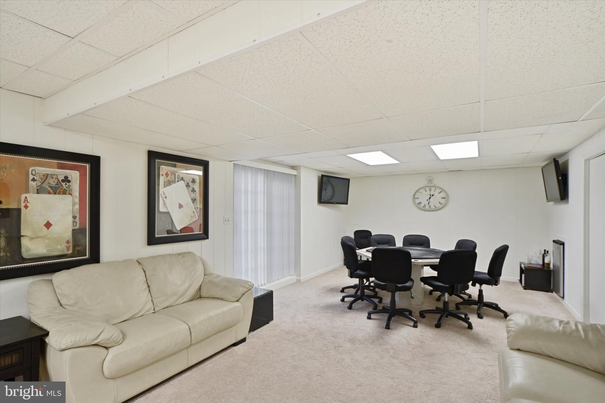 ENCLAVE - Residential