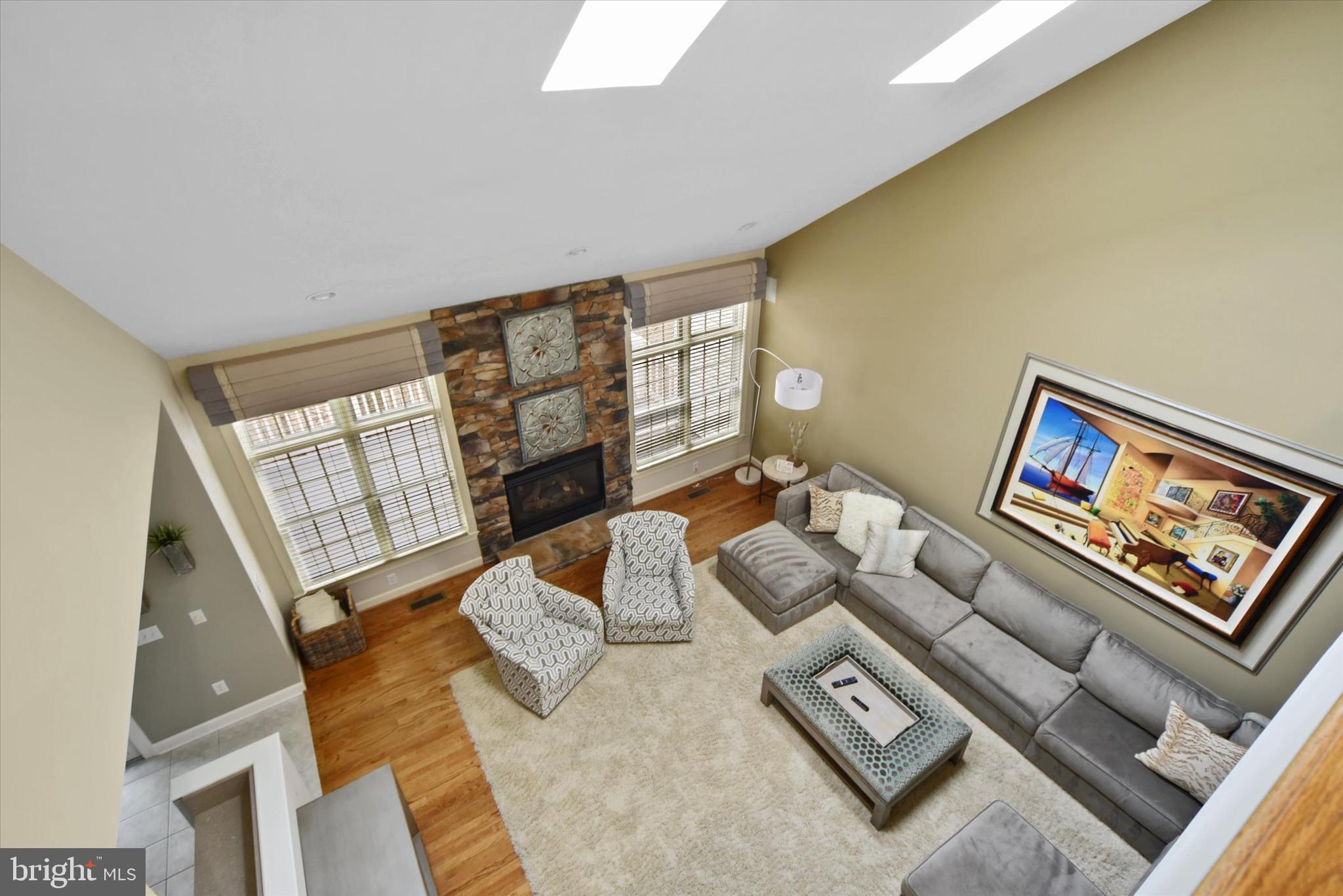 ENCLAVE - Residential