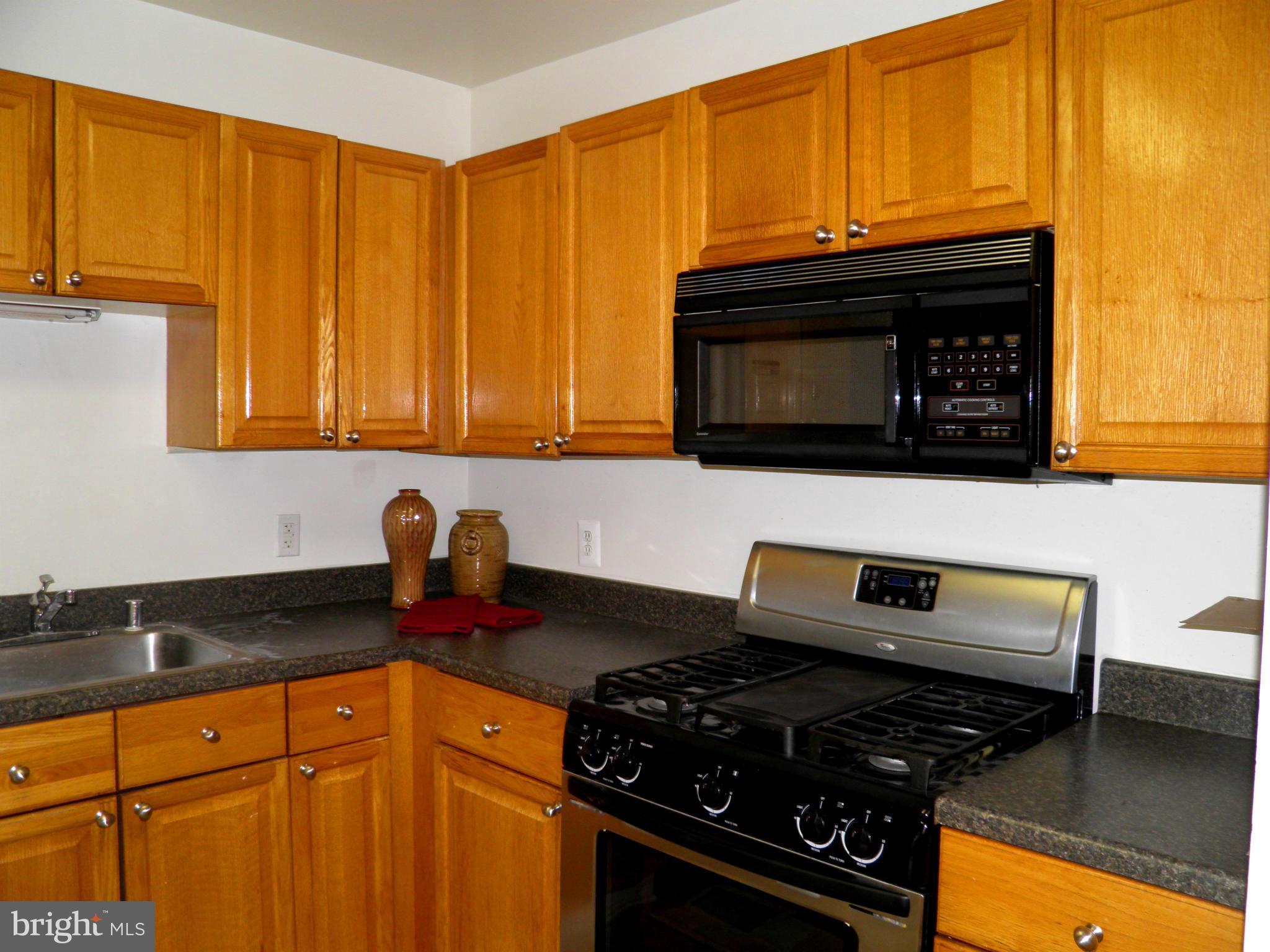 SEQUOIA LEA - Residential Lease