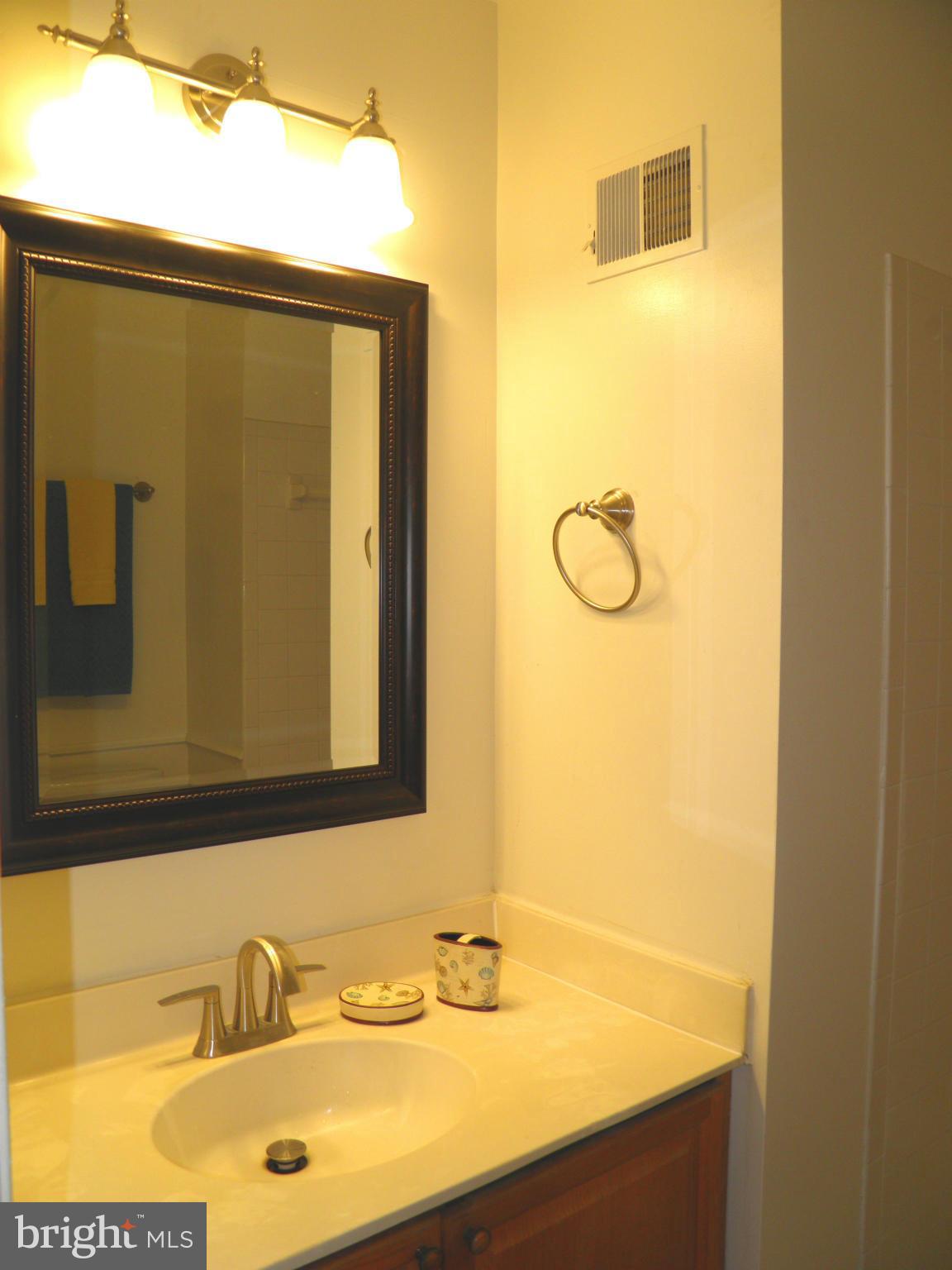 SEQUOIA LEA - Residential Lease