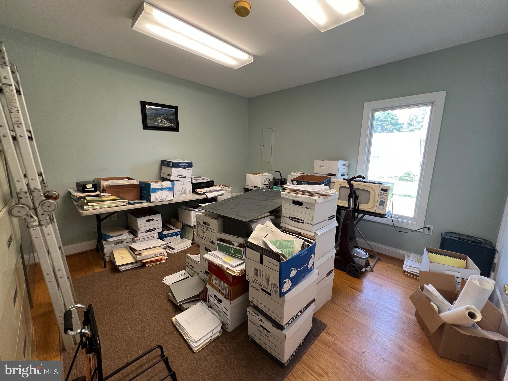 SOLOMONS ISLAND - Commercial Sale