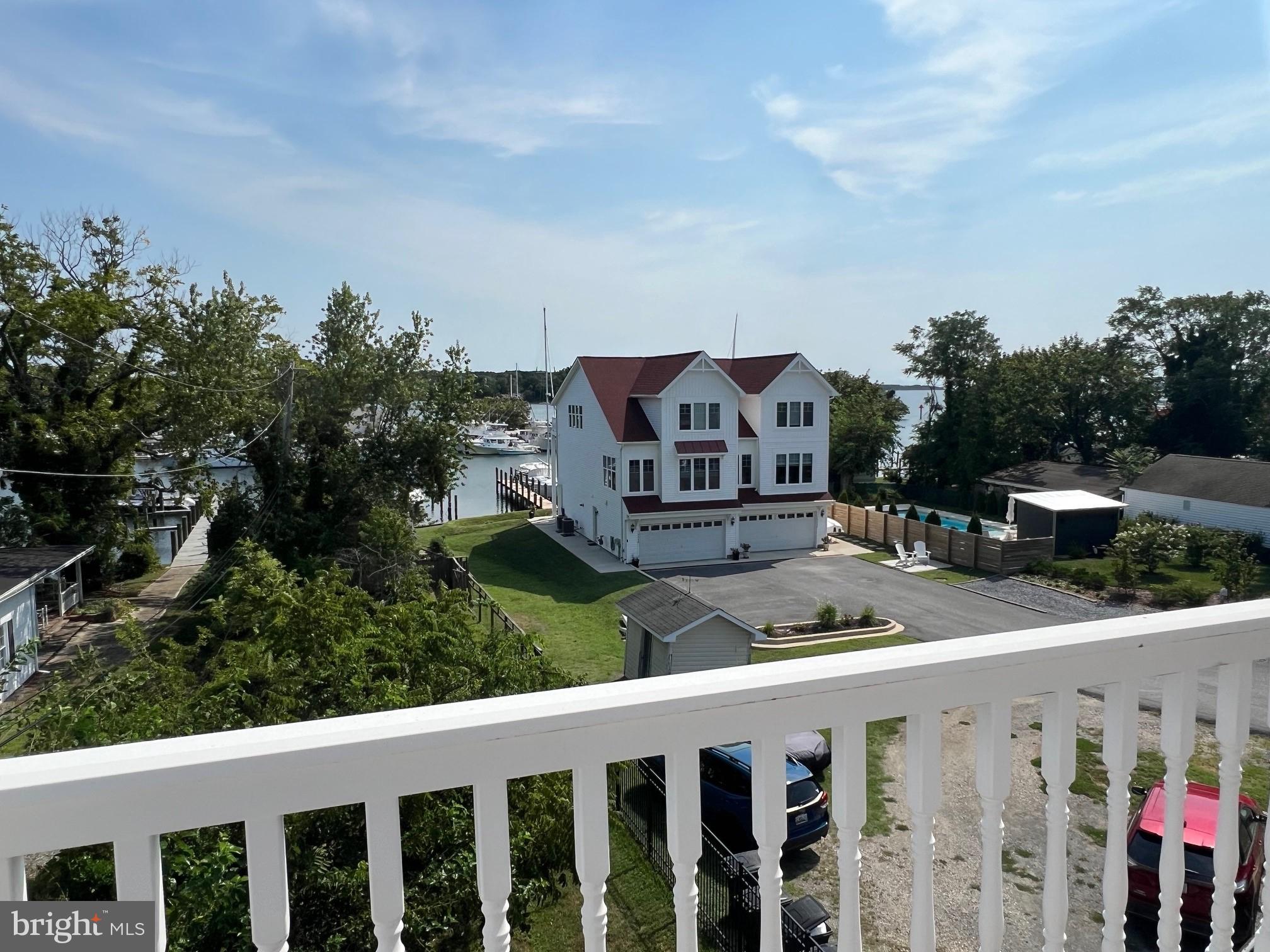 SOLOMONS ISLAND - Commercial Sale