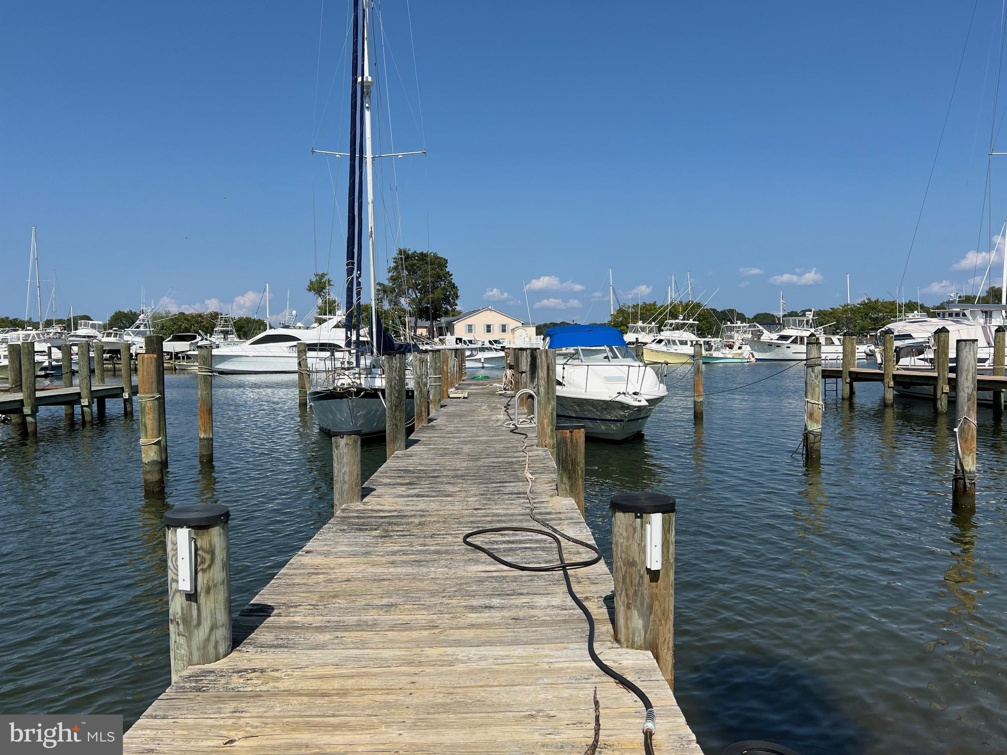 SOLOMONS ISLAND - Commercial Sale