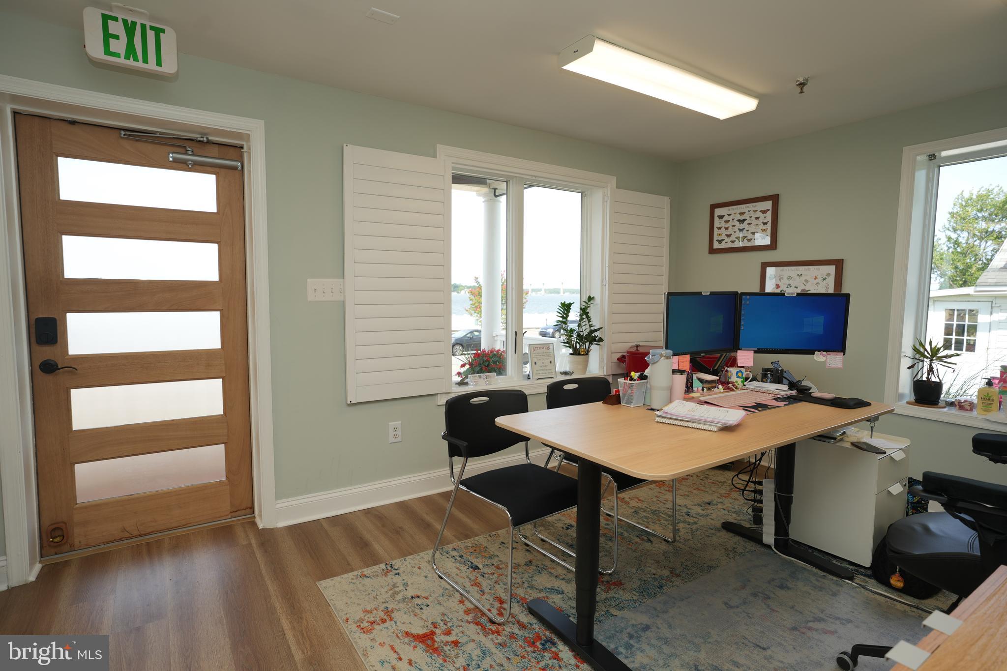 SOLOMONS ISLAND - Commercial Sale