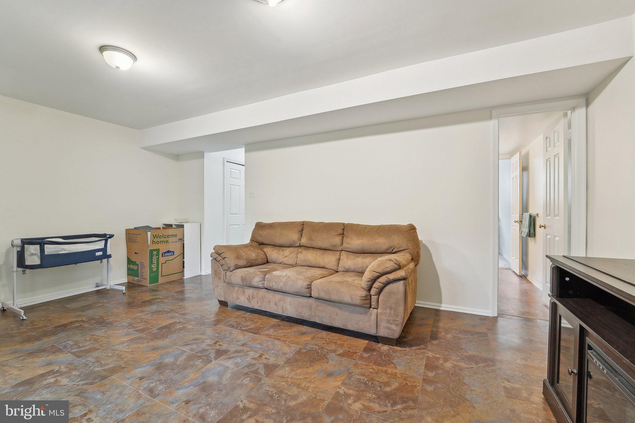 HICKORY RIDGE - Residential