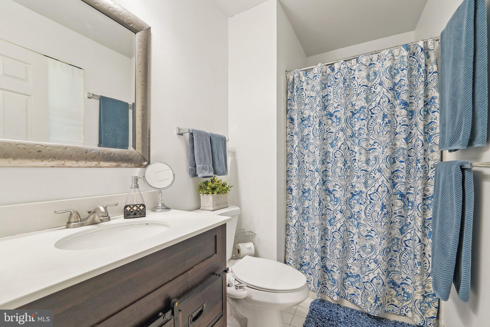 HICKORY RIDGE - Residential