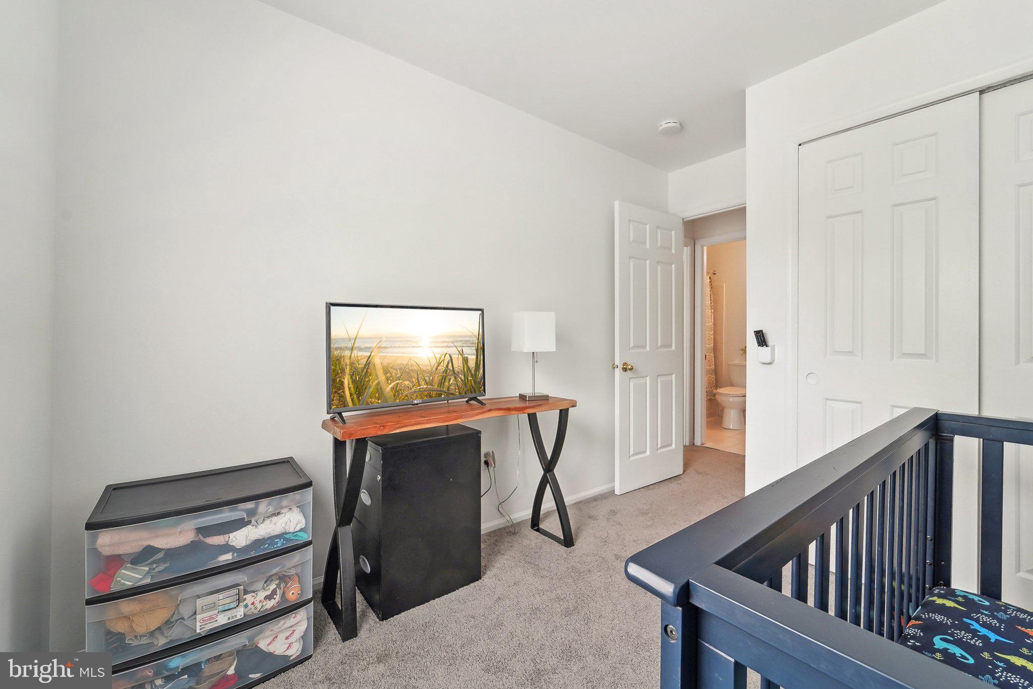 HICKORY RIDGE - Residential