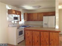 LAKE LAND - Residential Lease