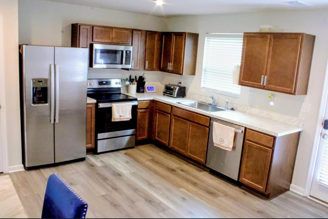 STONINGTON - Residential