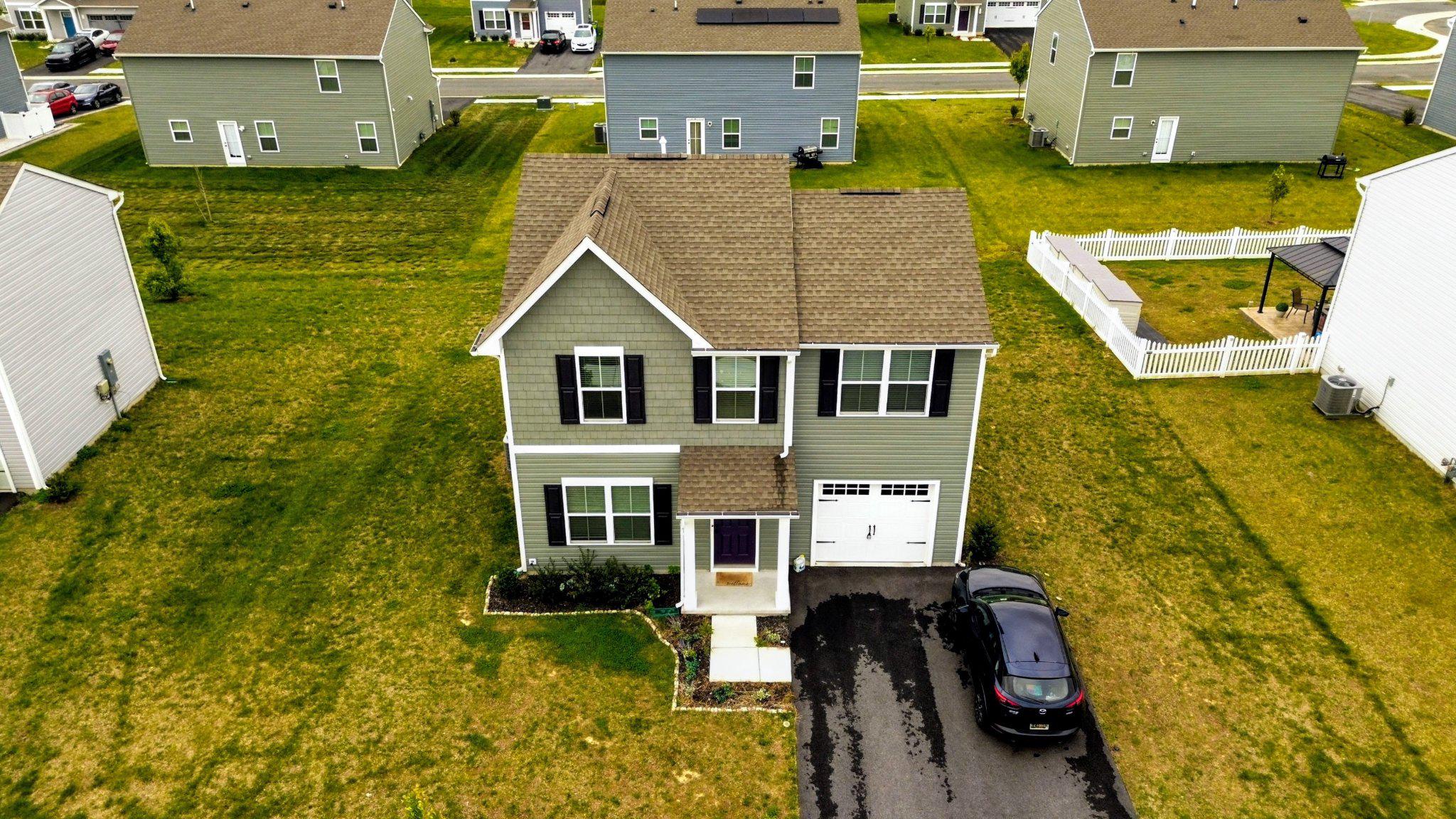 STONINGTON - Residential