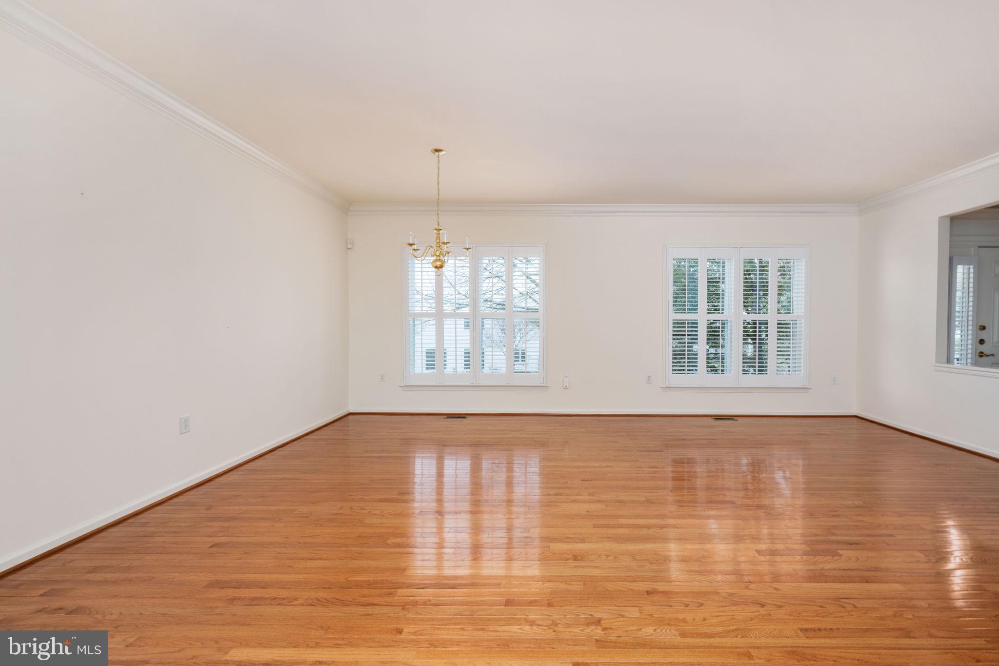 FALLS RUN - Residential