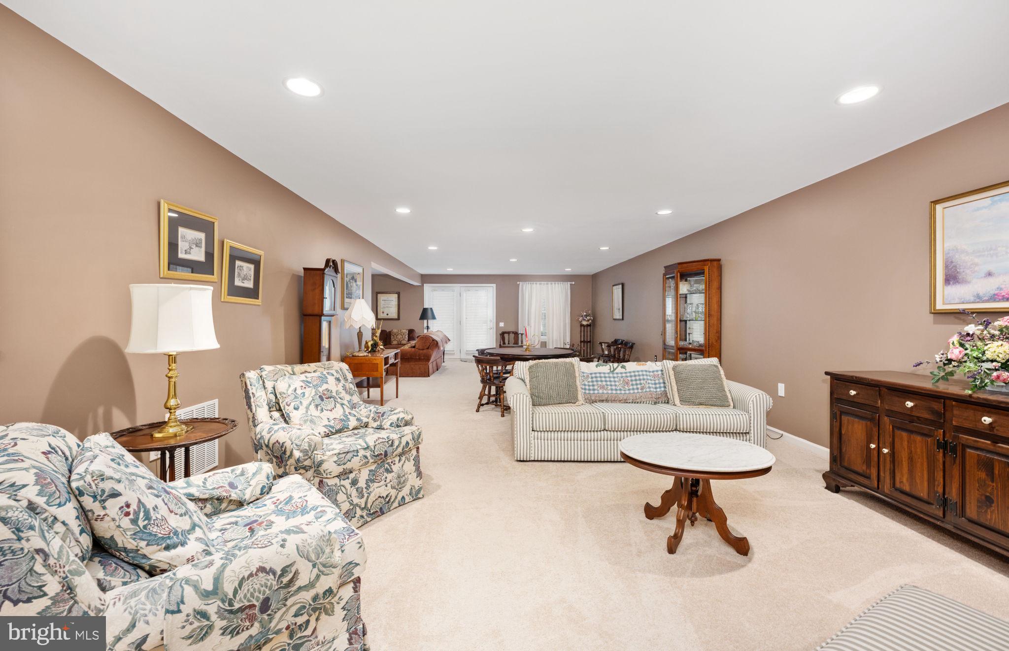 FALLS RUN - Residential