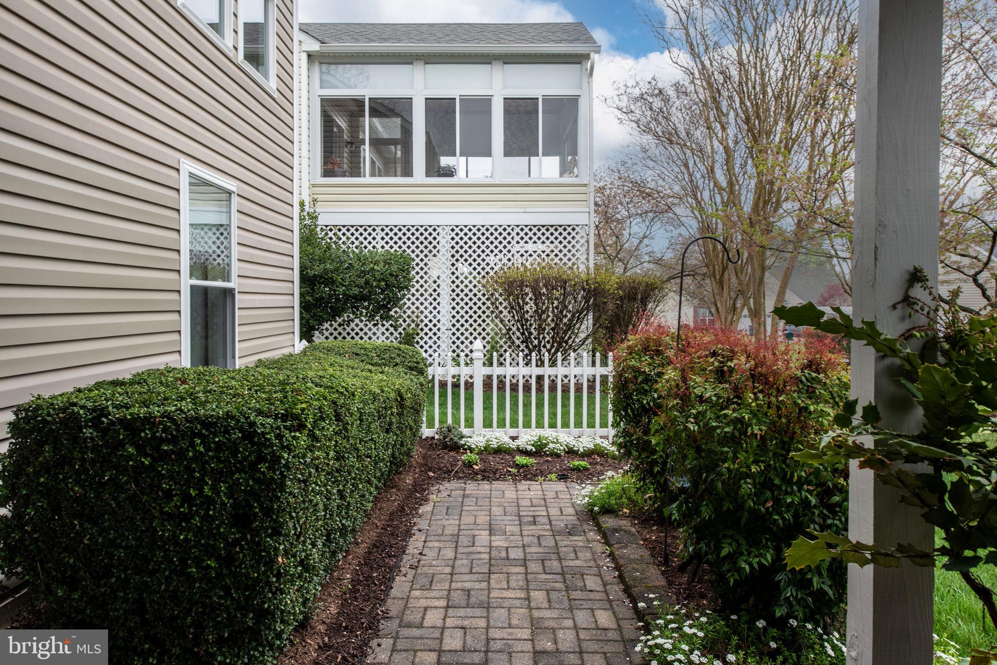 FALLS RUN - Residential