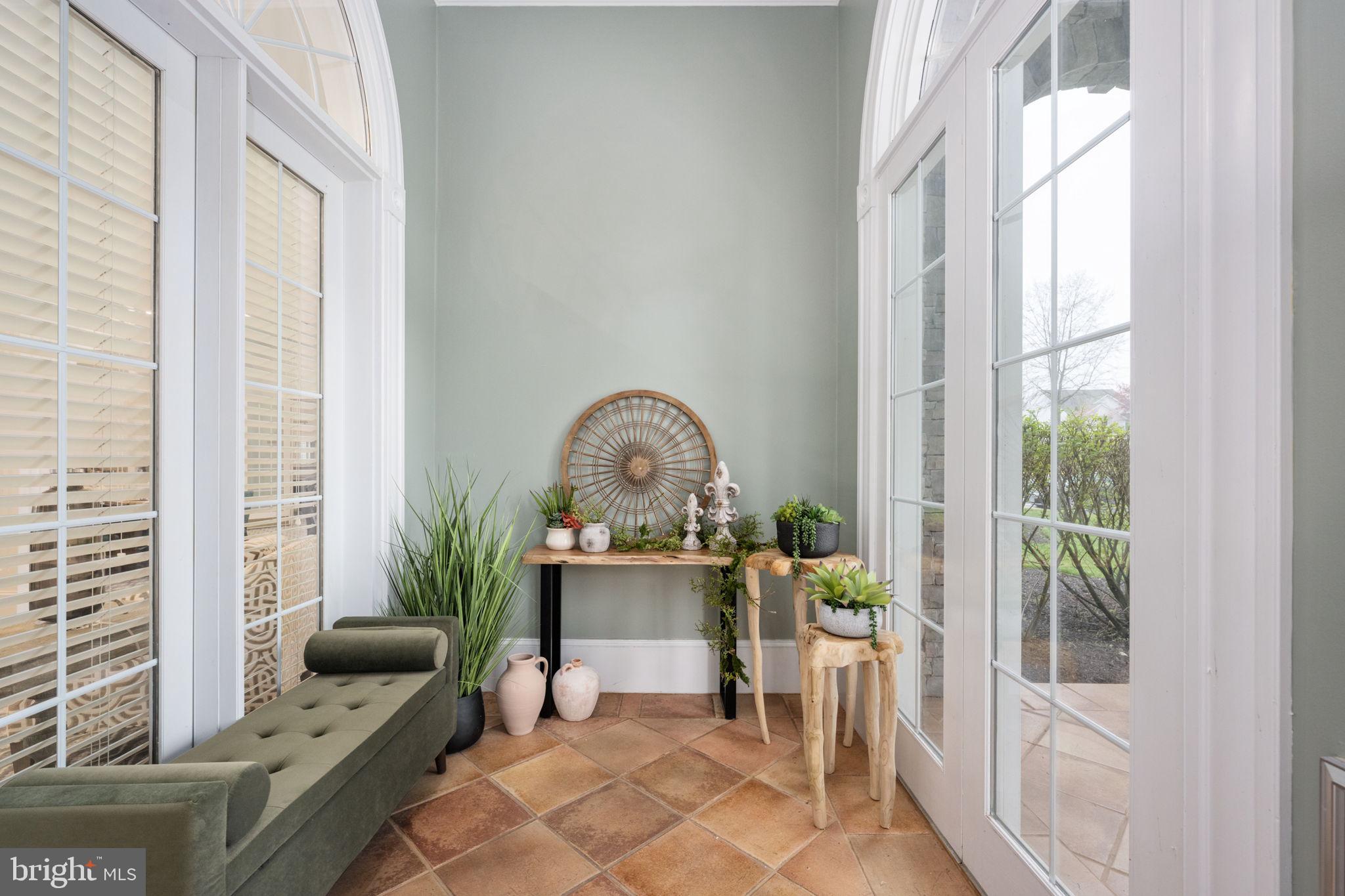 FALLS RUN - Residential