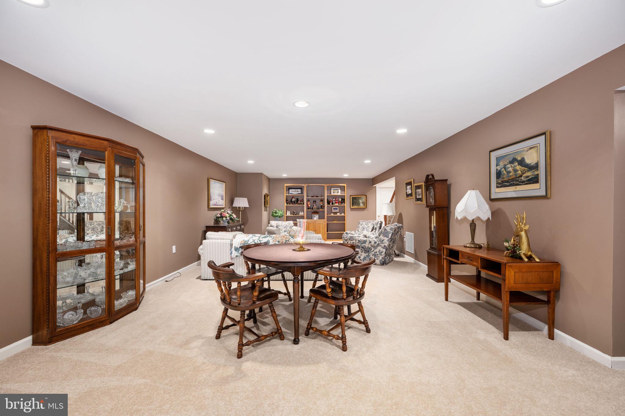 FALLS RUN - Residential