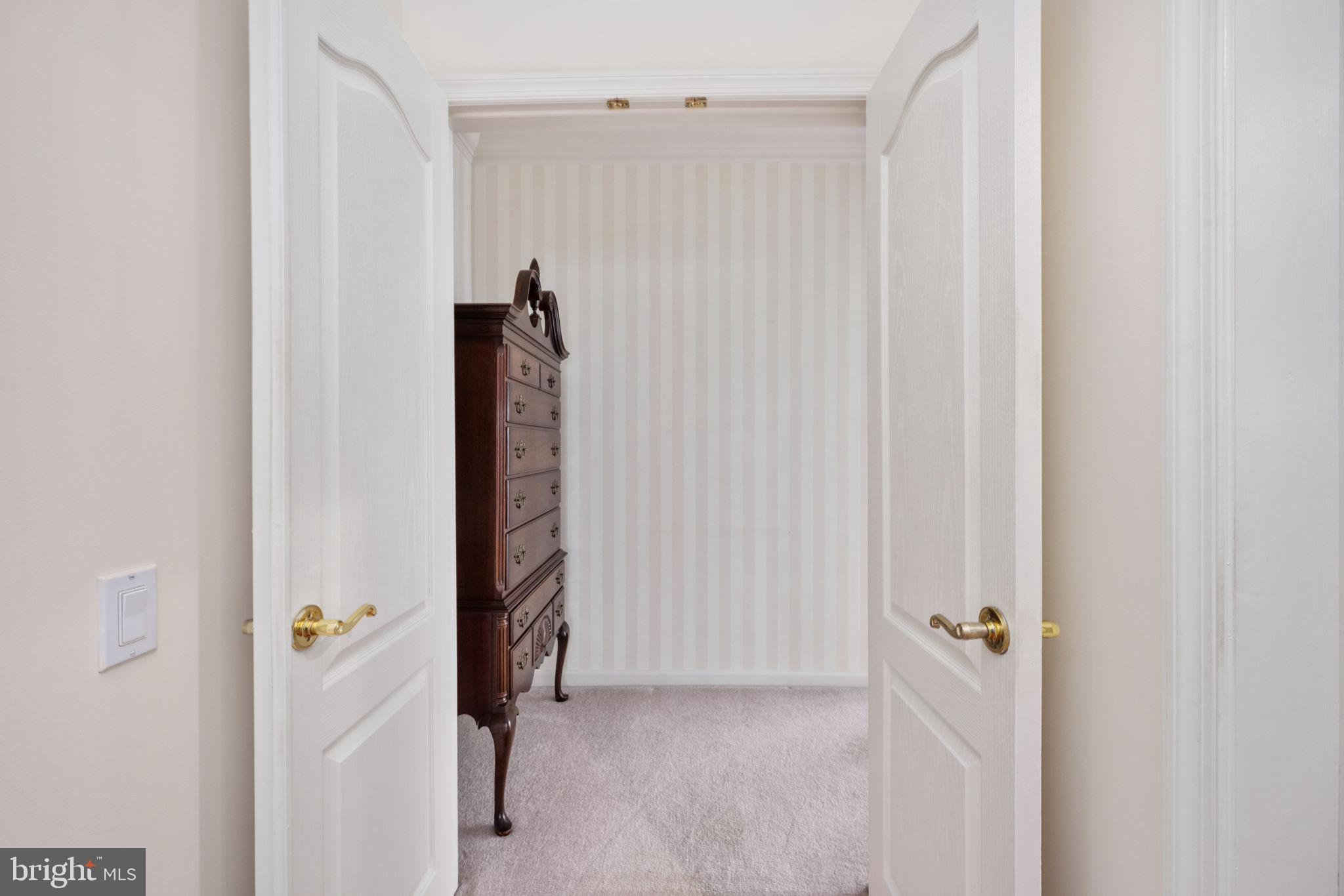 FALLS RUN - Residential