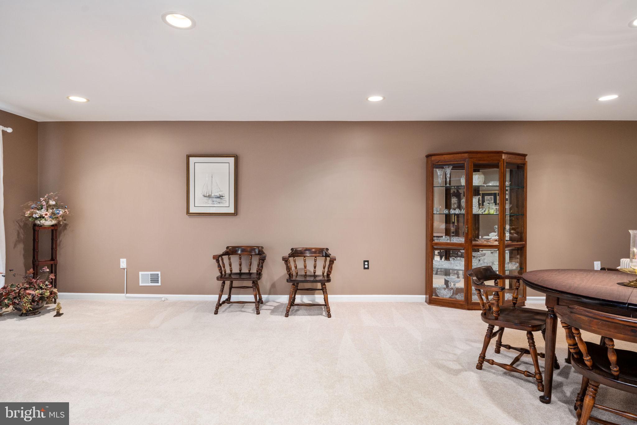 FALLS RUN - Residential