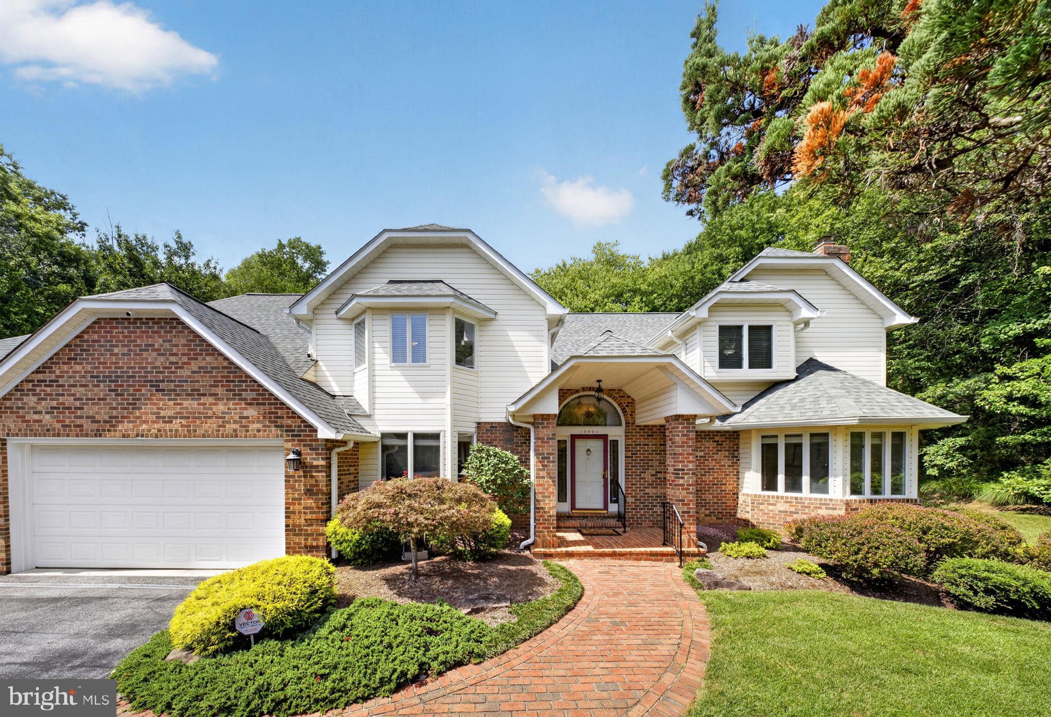 13901 MOUNT OAK COURT