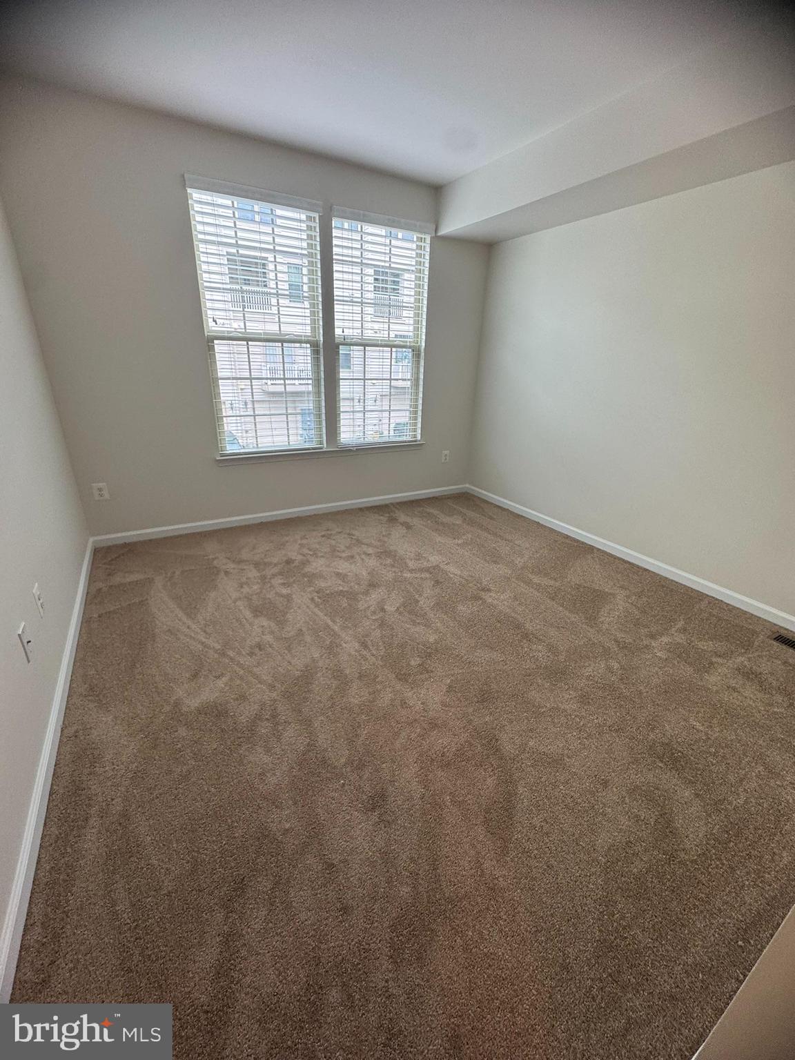 LINTON AT BALLENGER - Residential Lease