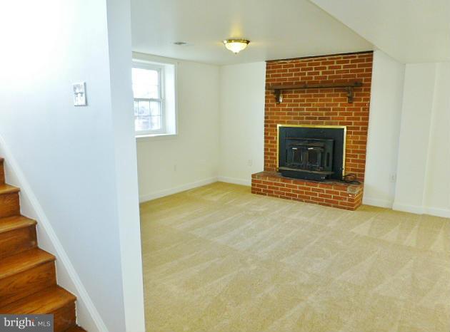 HALLMARK MANOR/WESTGATE - Residential