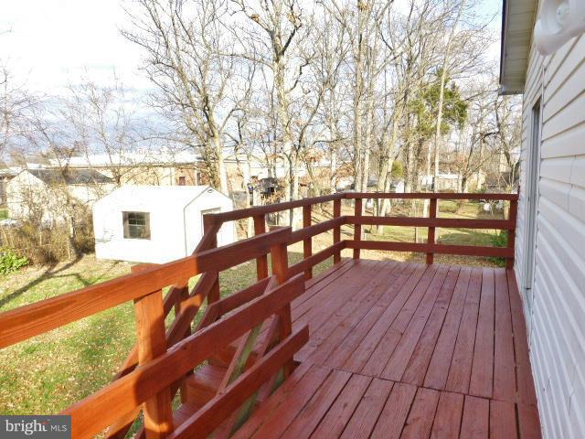 HALLMARK MANOR/WESTGATE - Residential