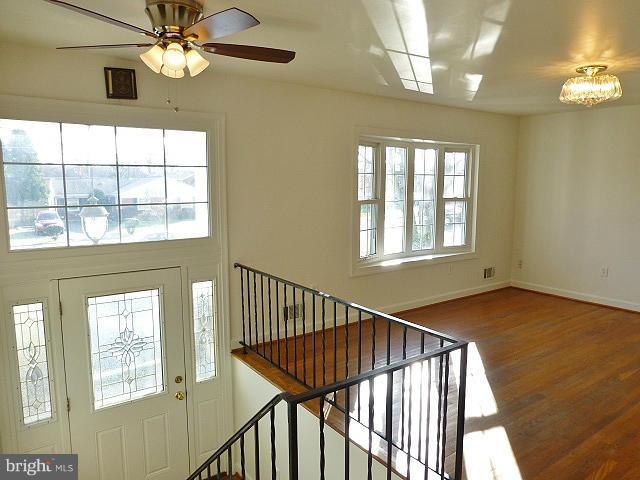 HALLMARK MANOR/WESTGATE - Residential