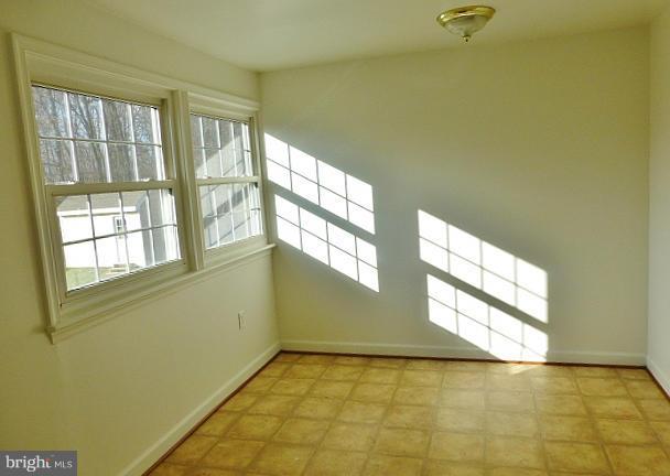 HALLMARK MANOR/WESTGATE - Residential