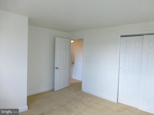 HALLMARK MANOR/WESTGATE - Residential