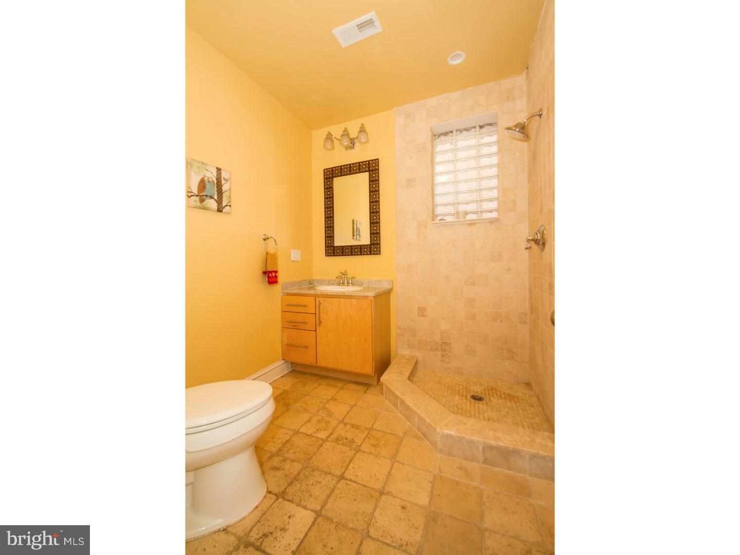 BELLA VISTA - Residential Lease