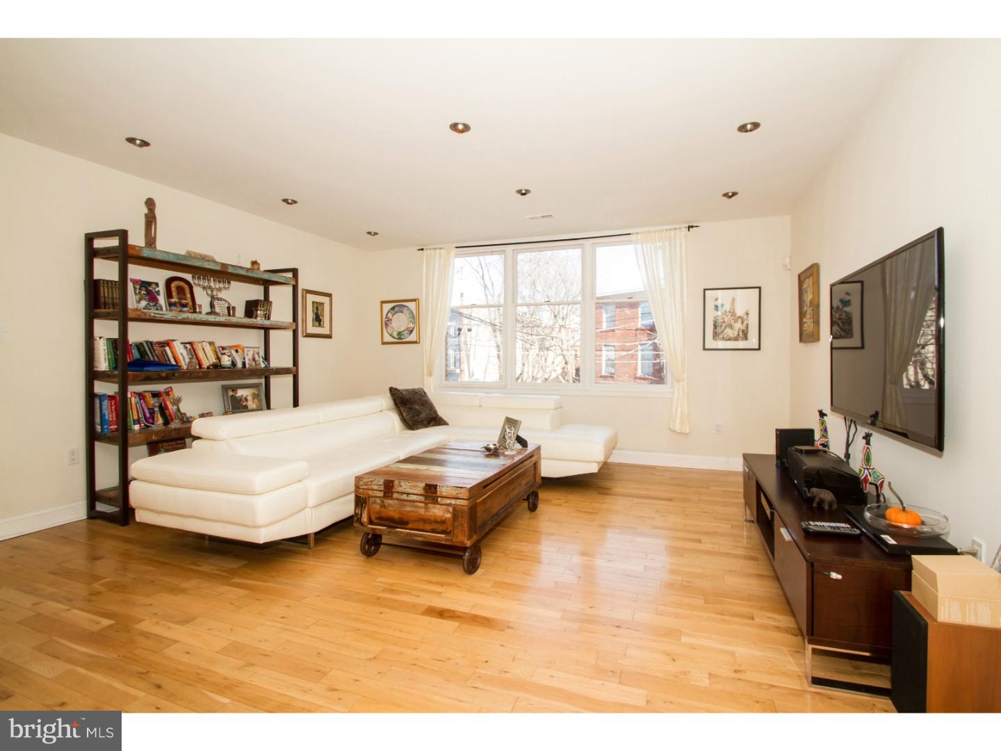 BELLA VISTA - Residential Lease