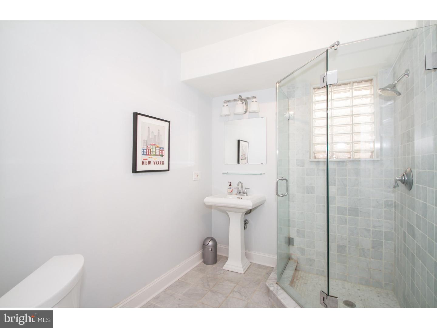 BELLA VISTA - Residential Lease