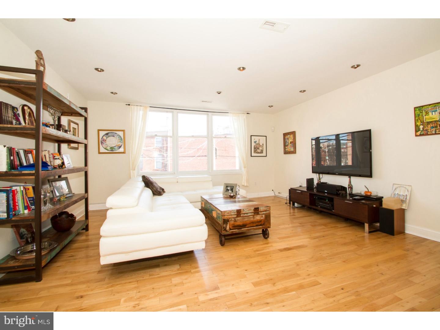 BELLA VISTA - Residential Lease