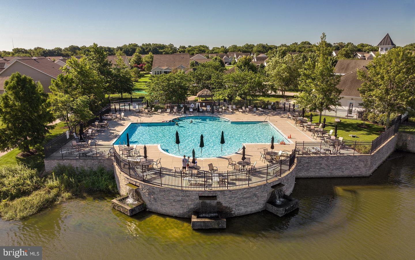 NASSAU GROVE - Residential