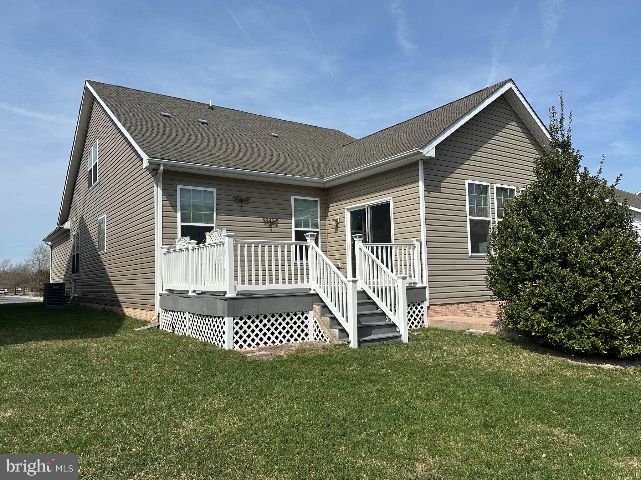 NASSAU GROVE - Residential